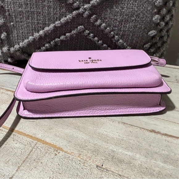 ❤️ Kate Spade New York Leila Small Flap Crossbody Bag - Picture 3 of 6